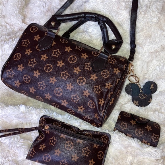 Multiple piece set - Picture 7 of 14